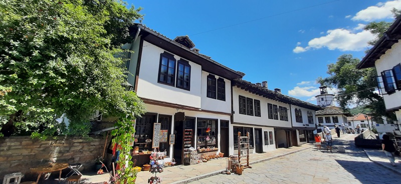 Tryavna-un oraș bulgăresc cu tradiții vechi, meșteșuguri autentice