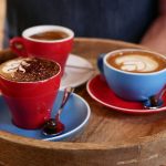 1.aromespecialeincafeauatacumoferasiropuriledecafeaoexperientacompletdiferitadimineata